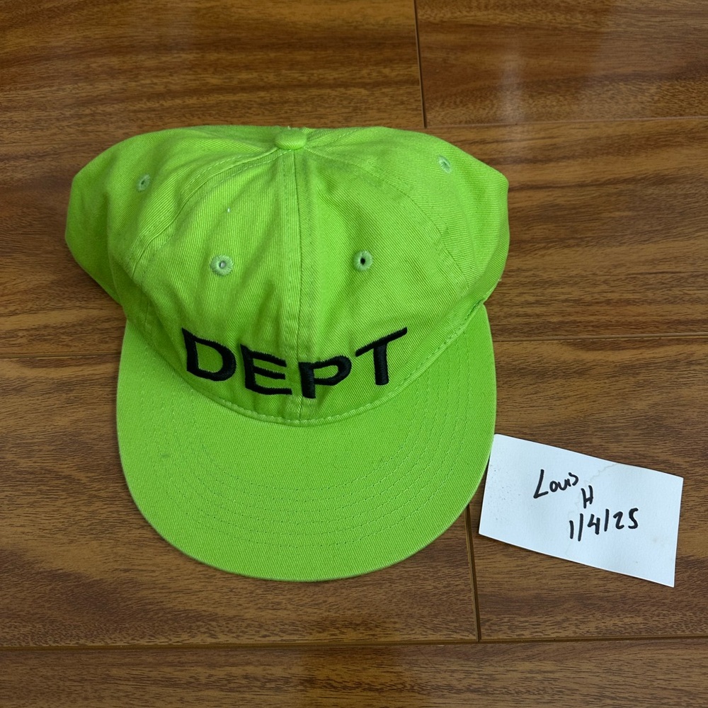 Gallery Dept “DEPT.” Snapback